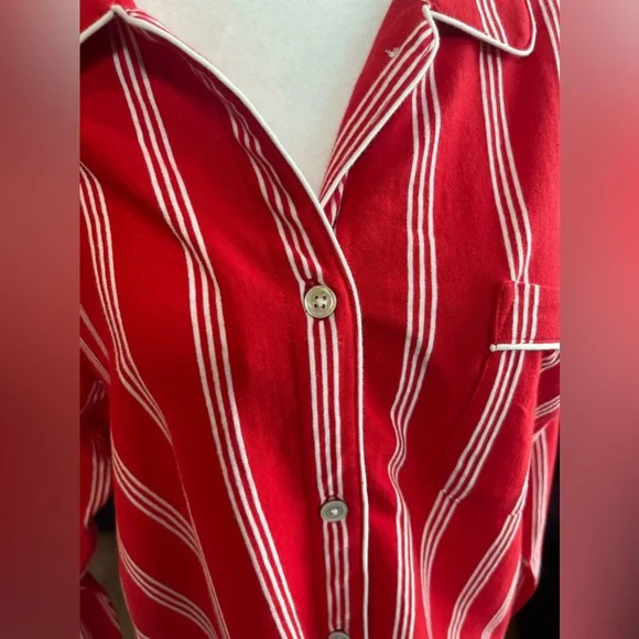 Michael Stars Revolve Classic Pajama Top Medium, NWT - Picture 3 of 9